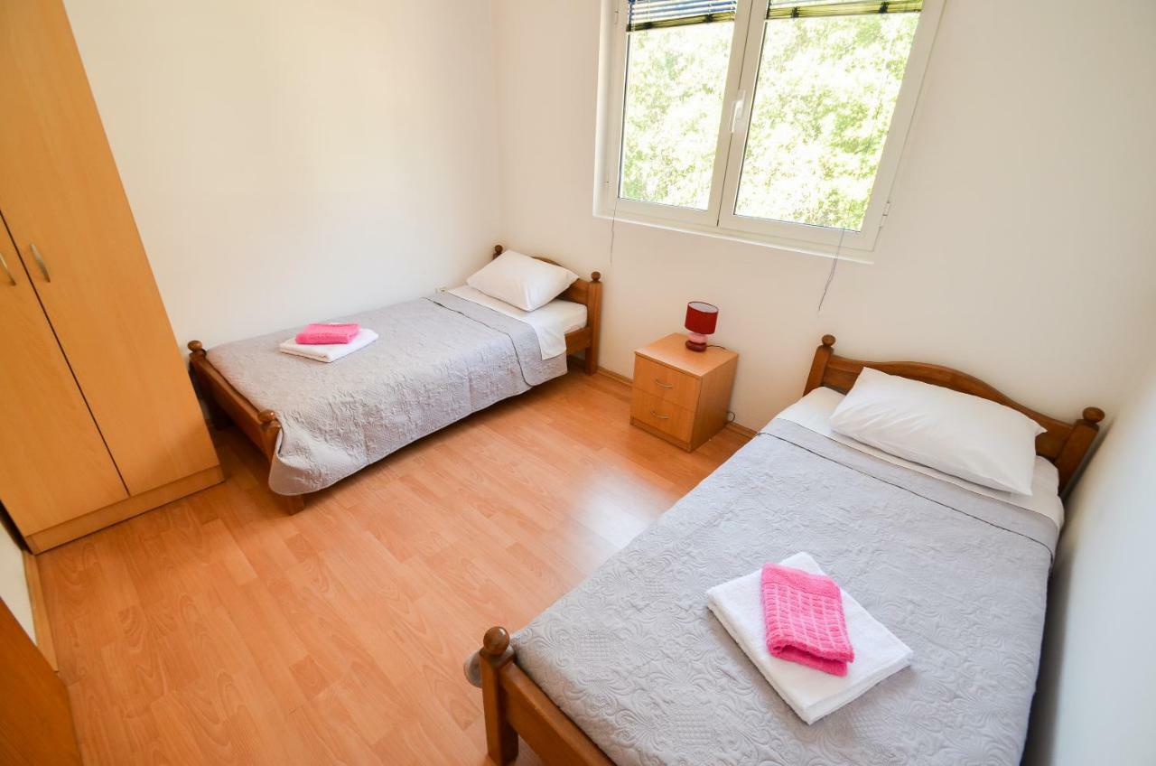 Apartment Barona Котор Екстериор снимка