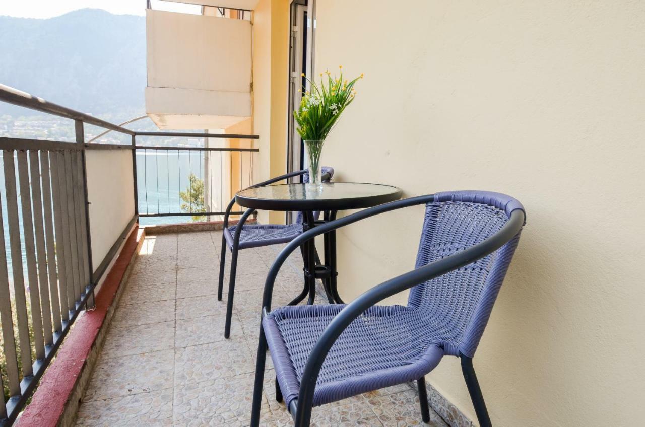 Apartment Barona Котор Екстериор снимка